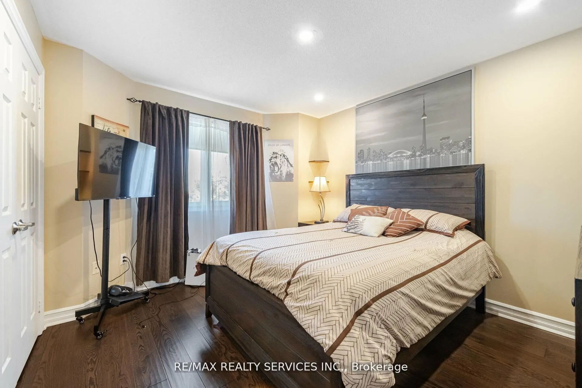 5749 Greensboro Drive