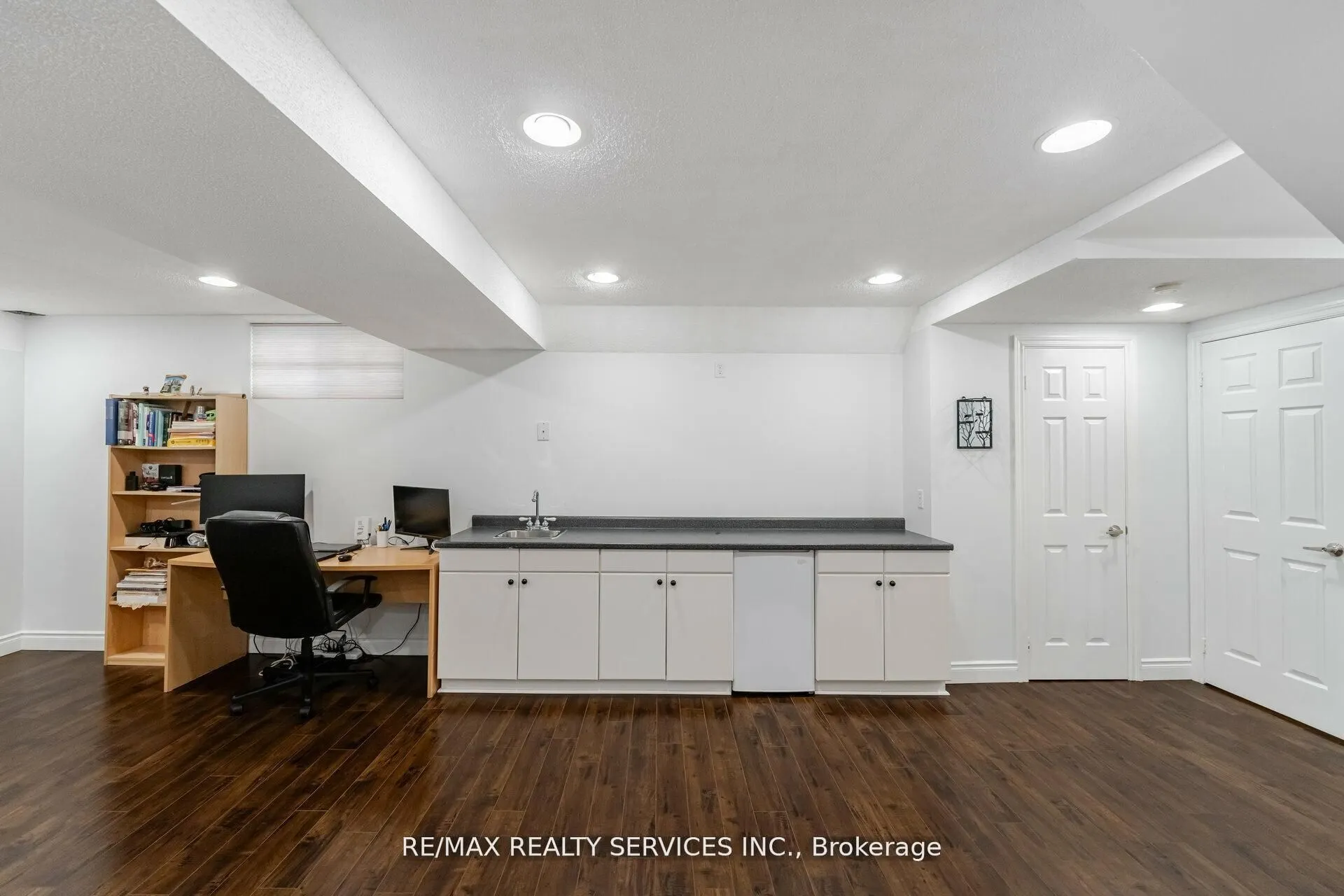 5749 Greensboro Drive