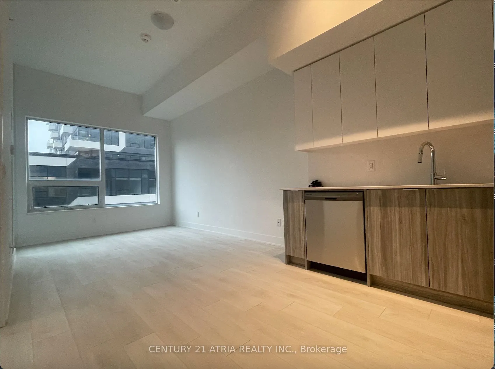 2481 Taunton Road, #463