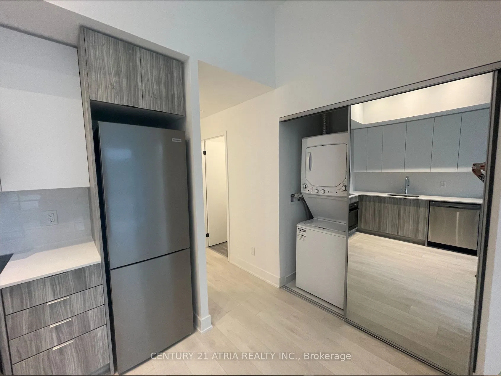 2481 Taunton Road, #463