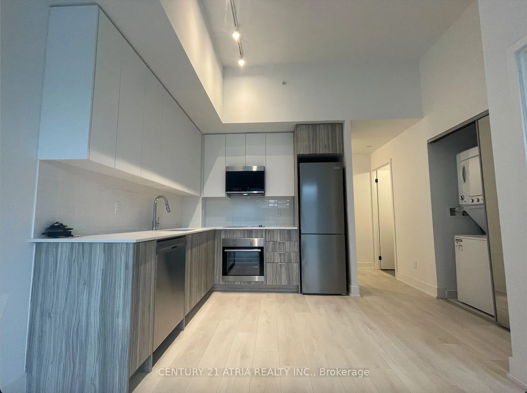 2481 Taunton Road, #463