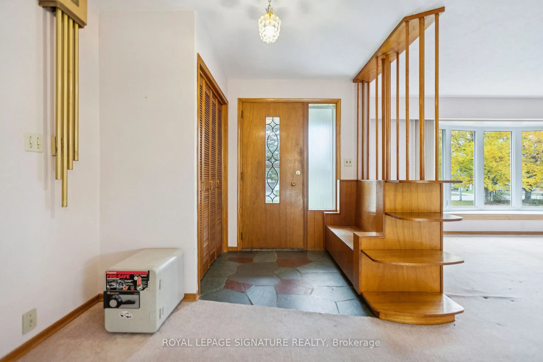 159 Churchill Road S