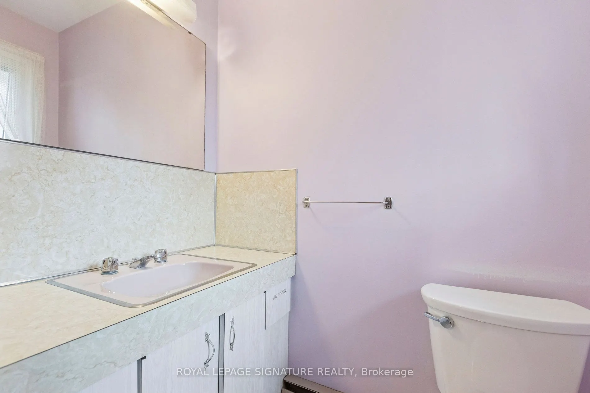 159 Churchill Road S