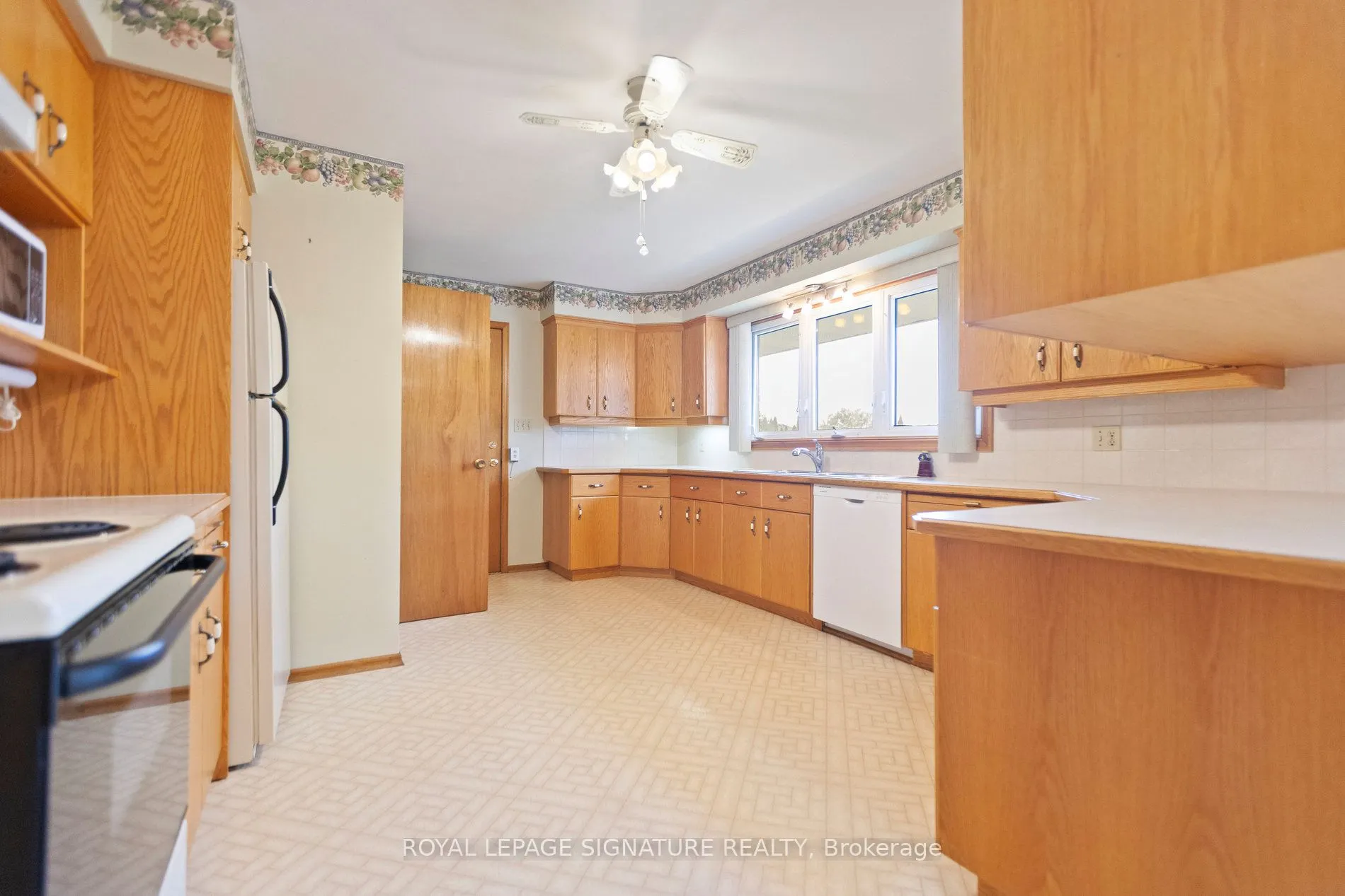 159 Churchill Road S