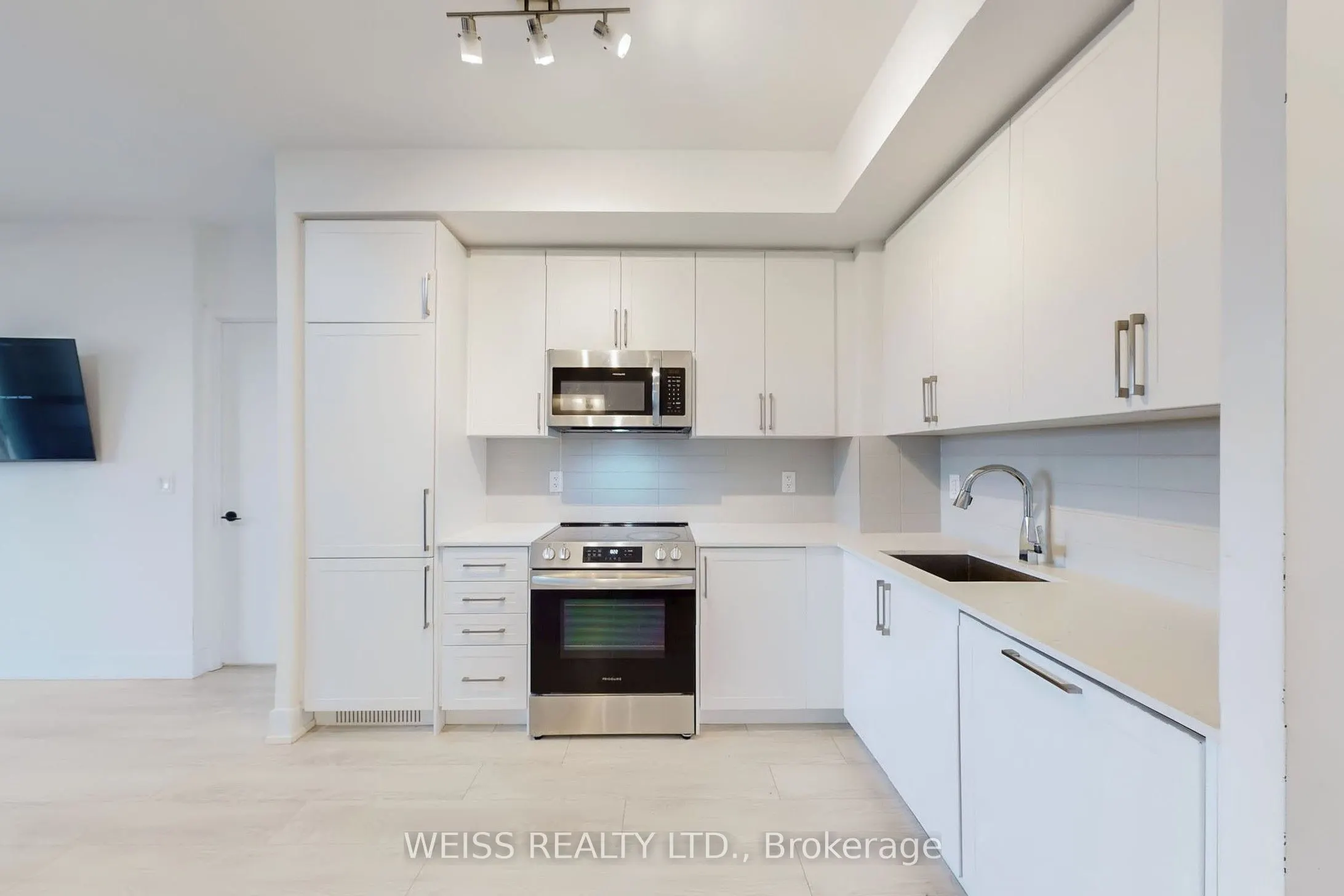 2450 Old Bronte Road, #234