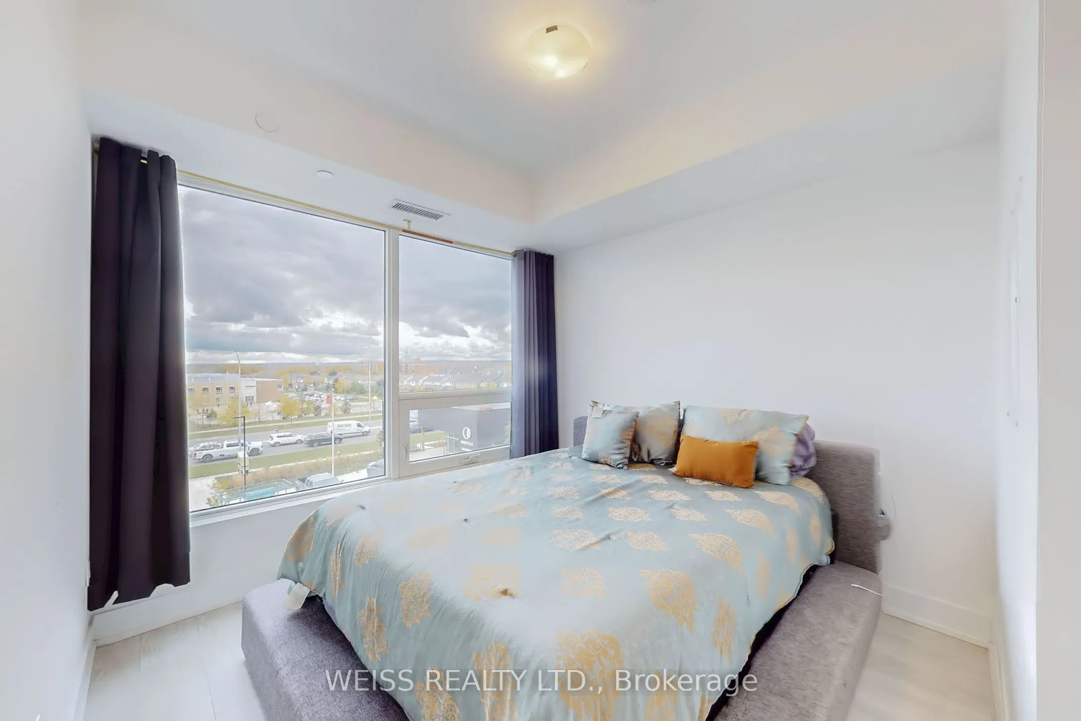 2450 Old Bronte Road, #234