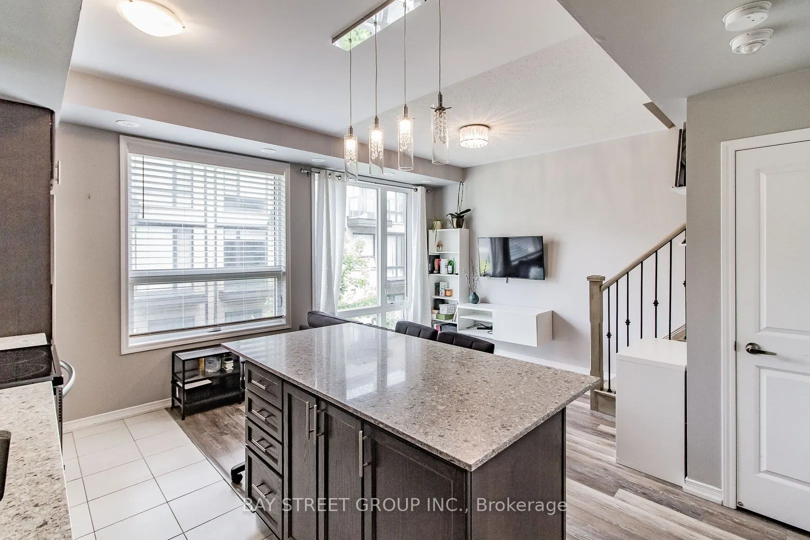 32 Fieldway Road, #99