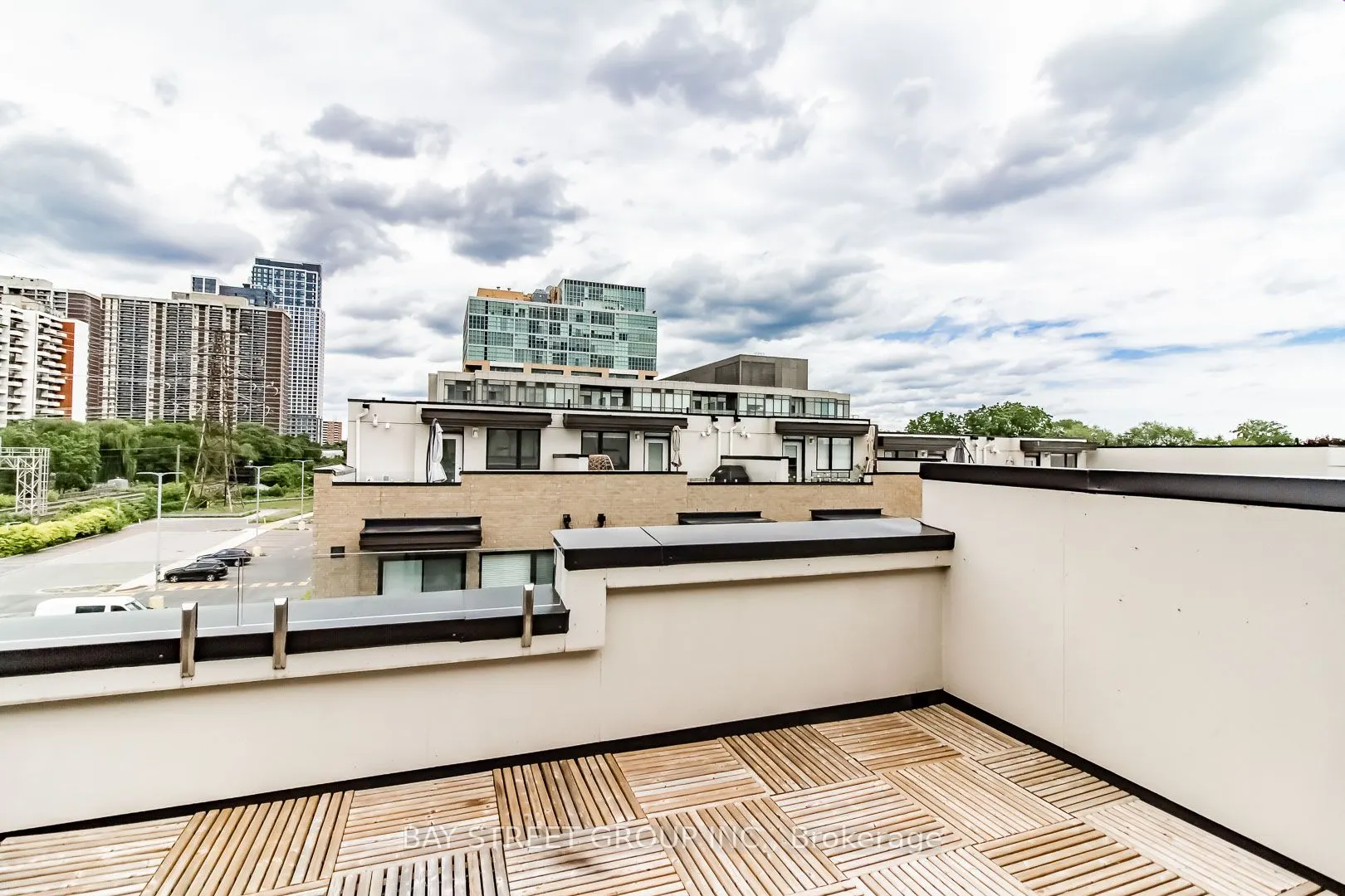 32 Fieldway Road, #99