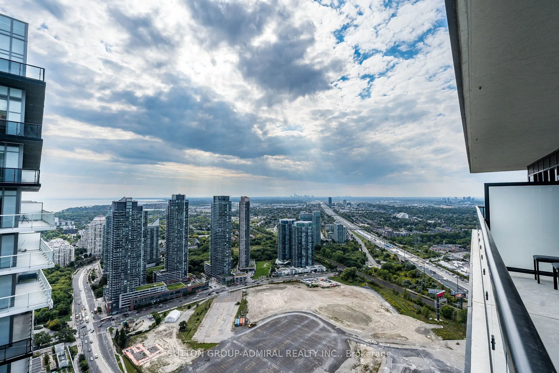 38 Annie Craig Drive, #4506