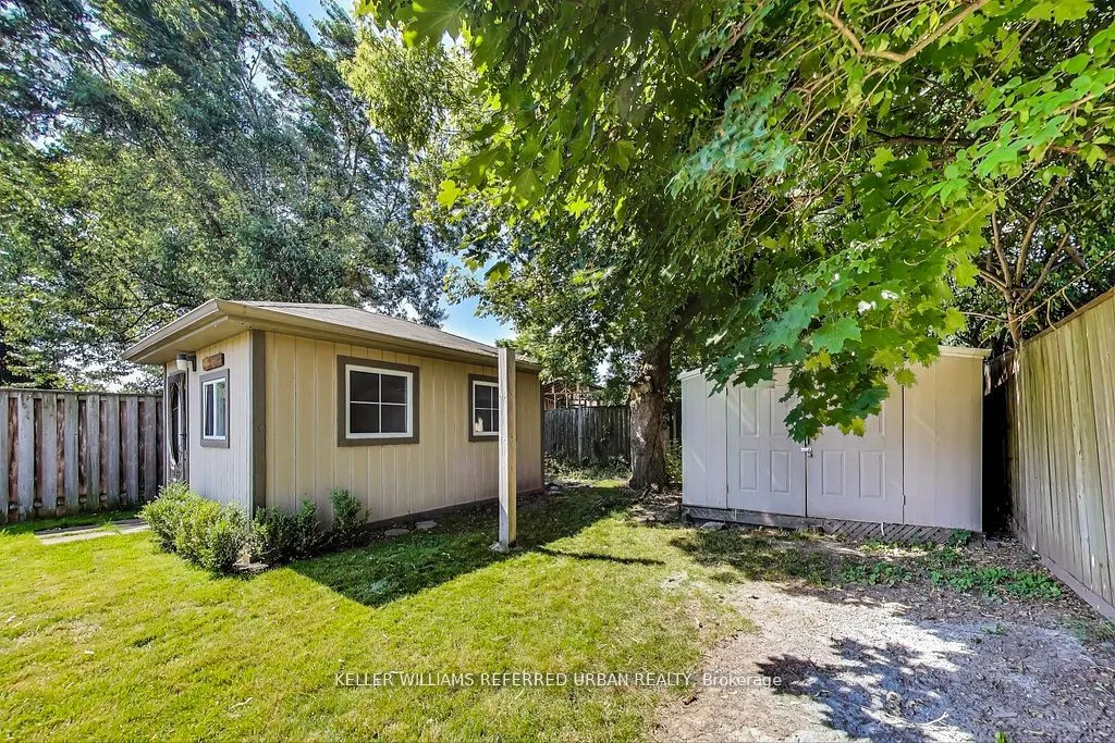 116 Fallingdale Crescent