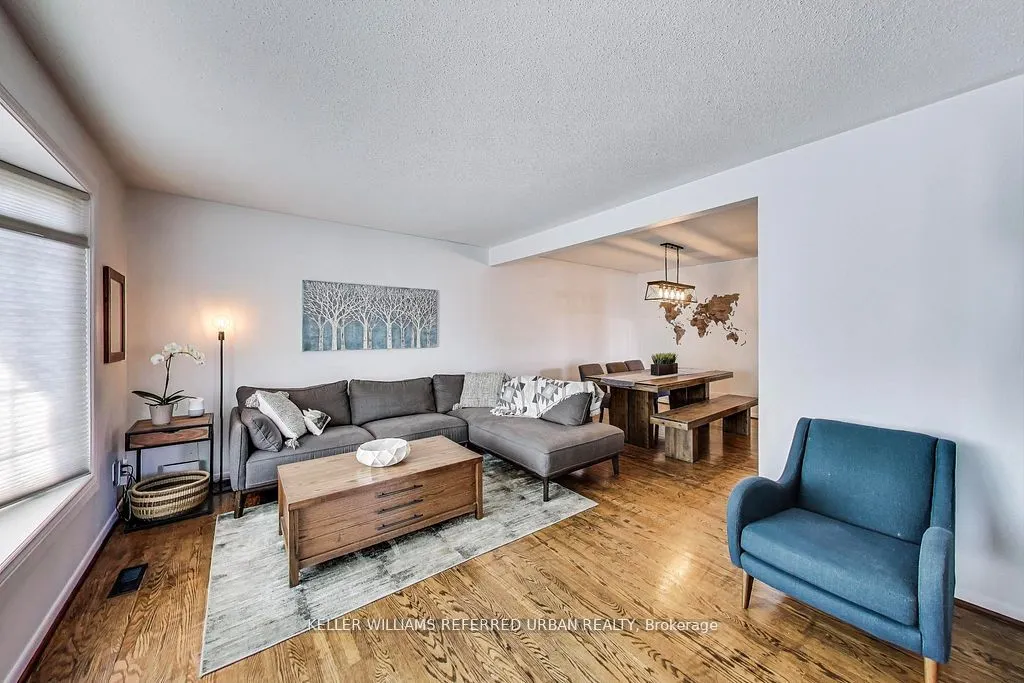 116 Fallingdale Crescent