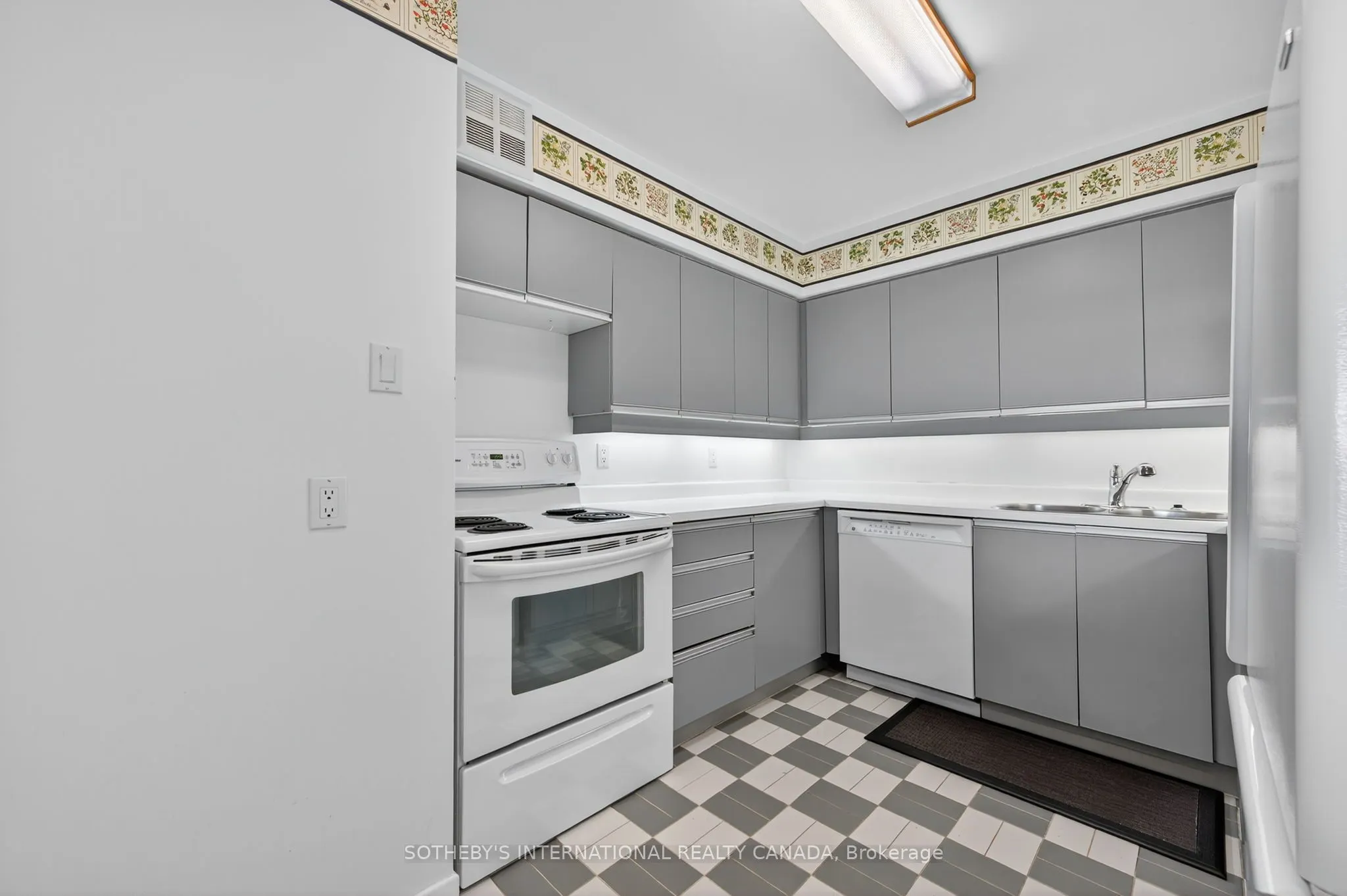 1320 Islington Avenue, #1504