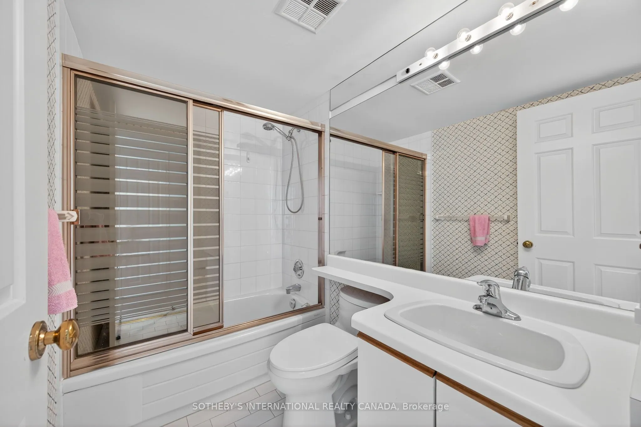 1320 Islington Avenue, #1504