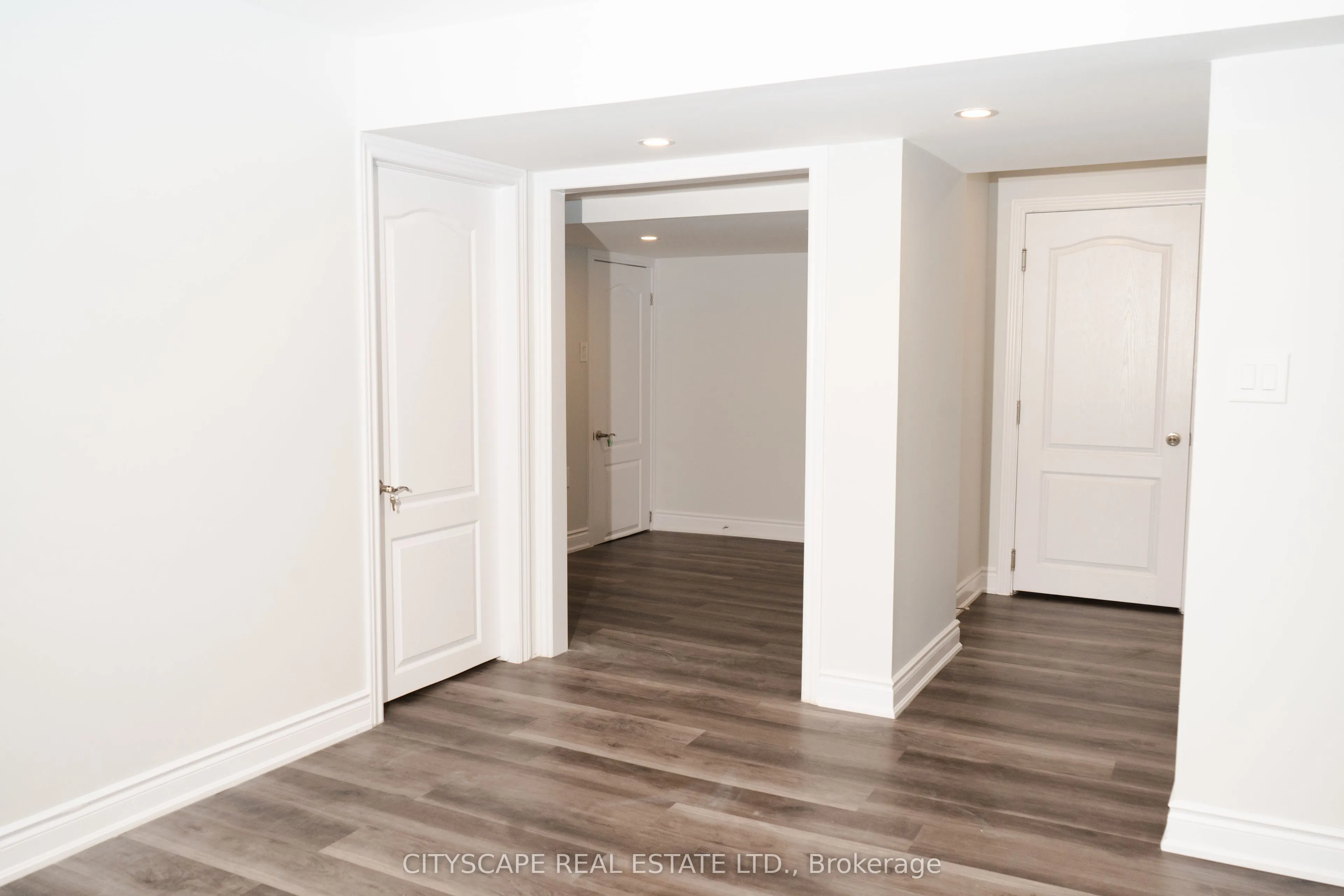 812 Magnolia Terrace