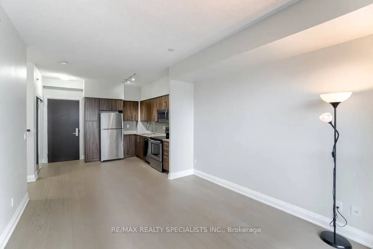 55 Speers Road, #1202