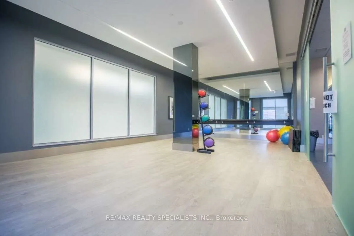 55 Speers Road, #1202