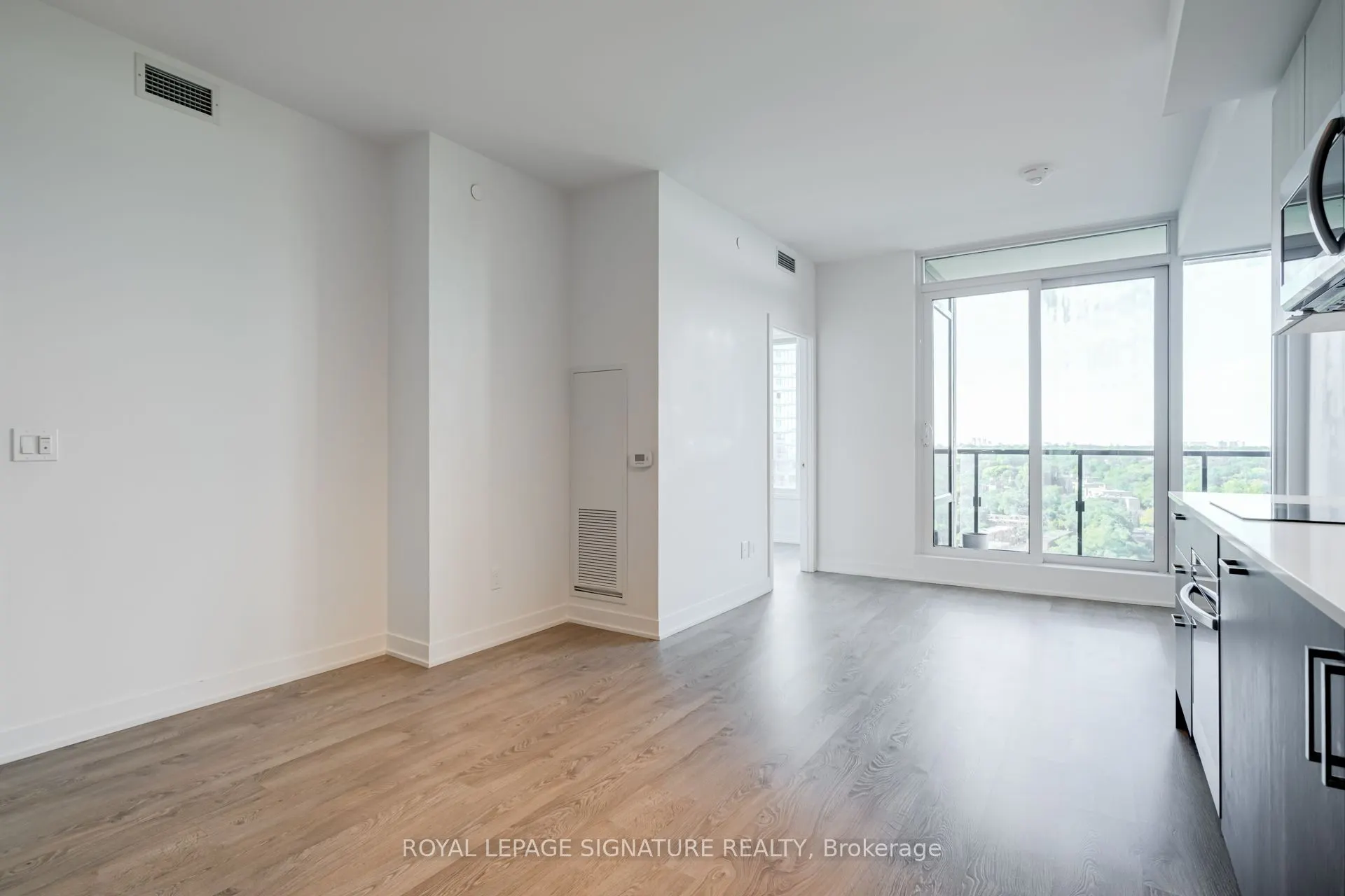 1926 Lake Shore Boulevard W, #2217