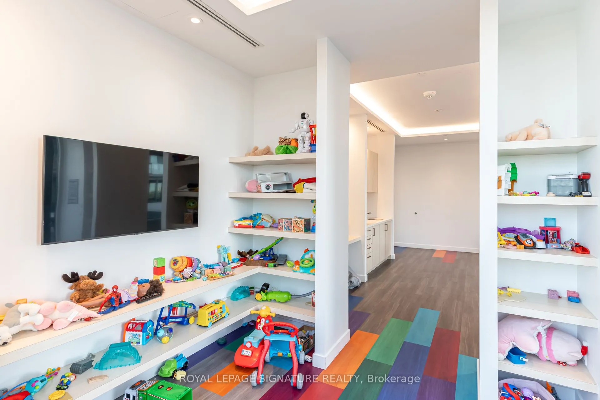 1926 Lake Shore Boulevard W, #2217