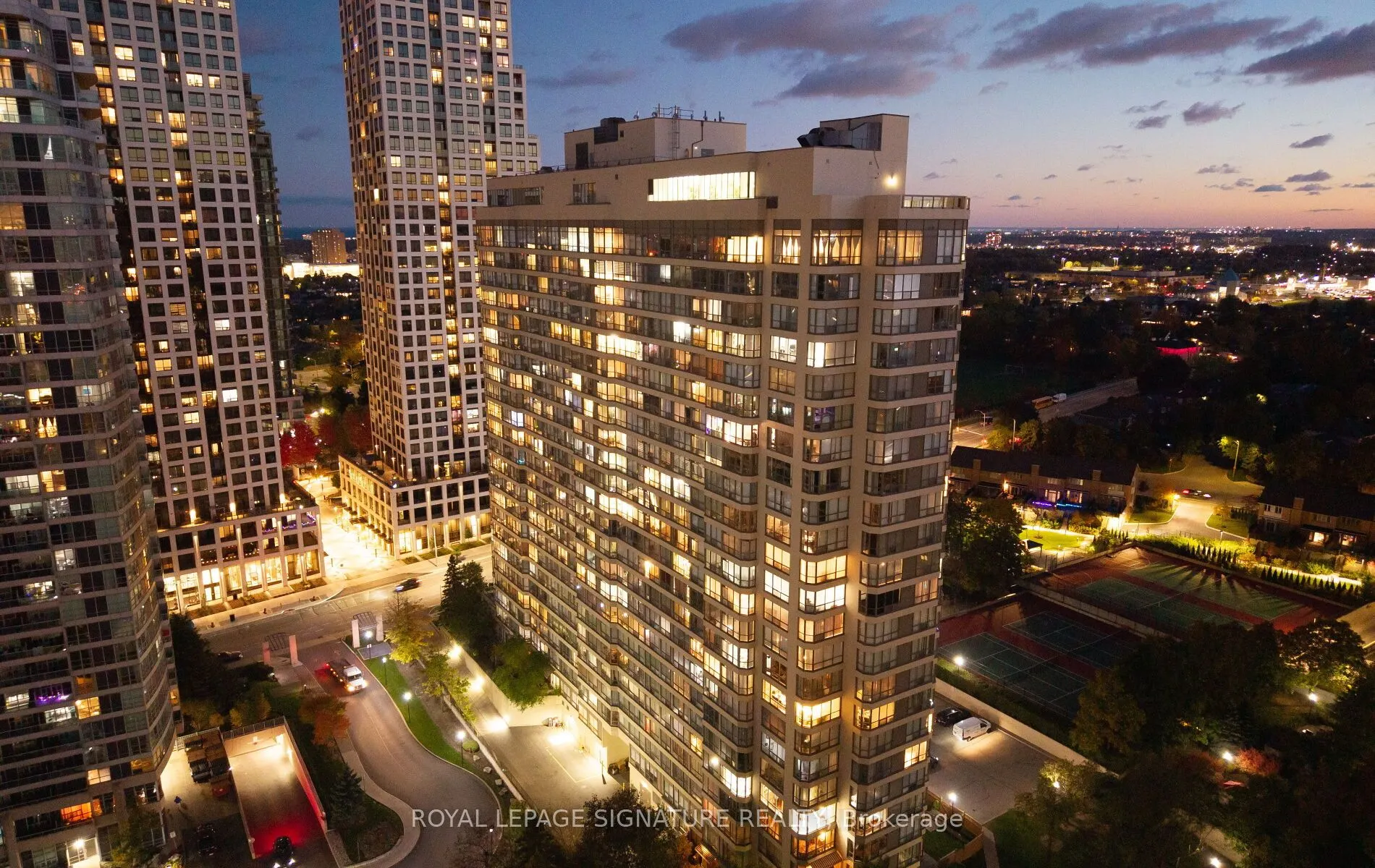 55 Elm Drive W, #405