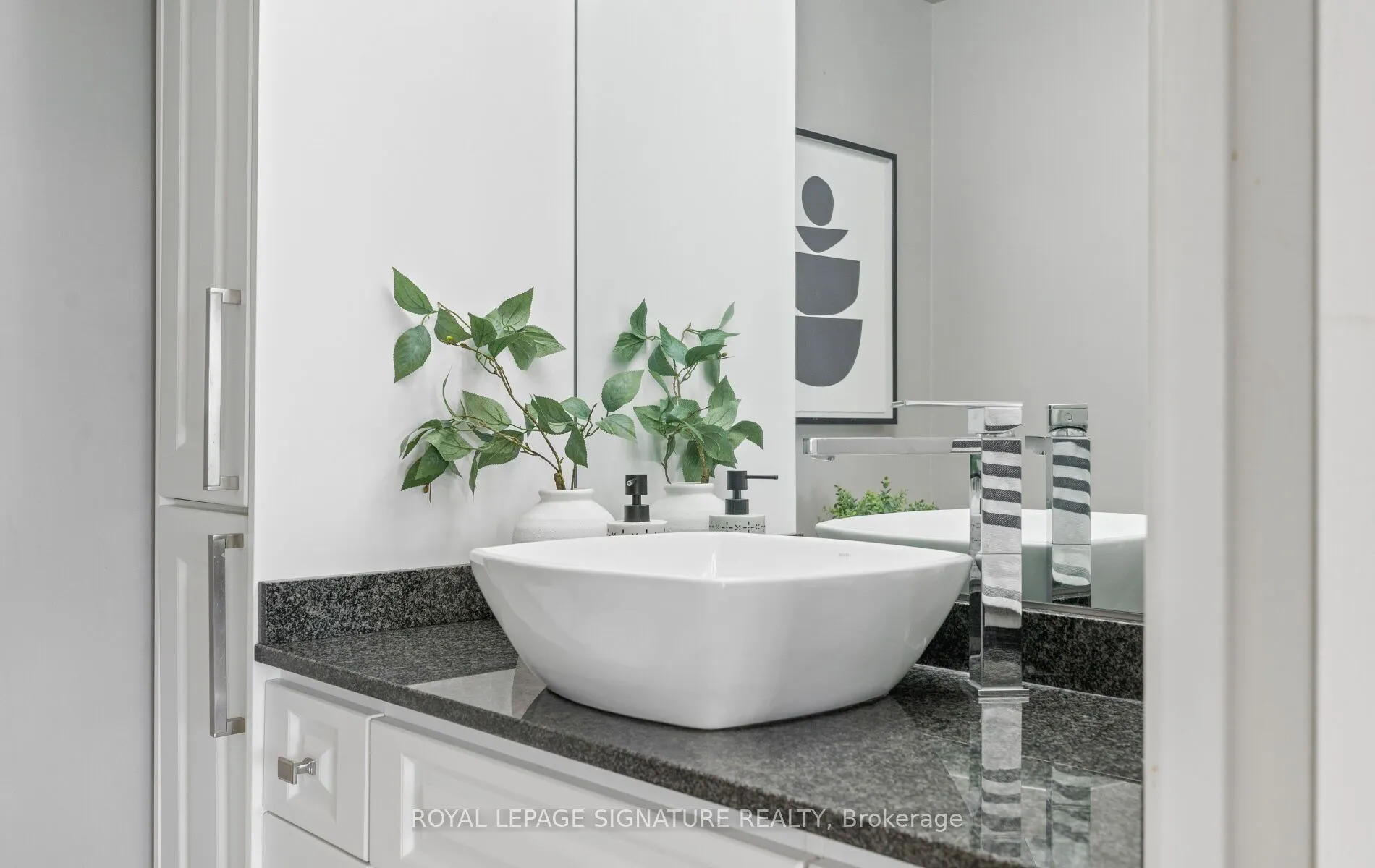 55 Elm Drive W, #405