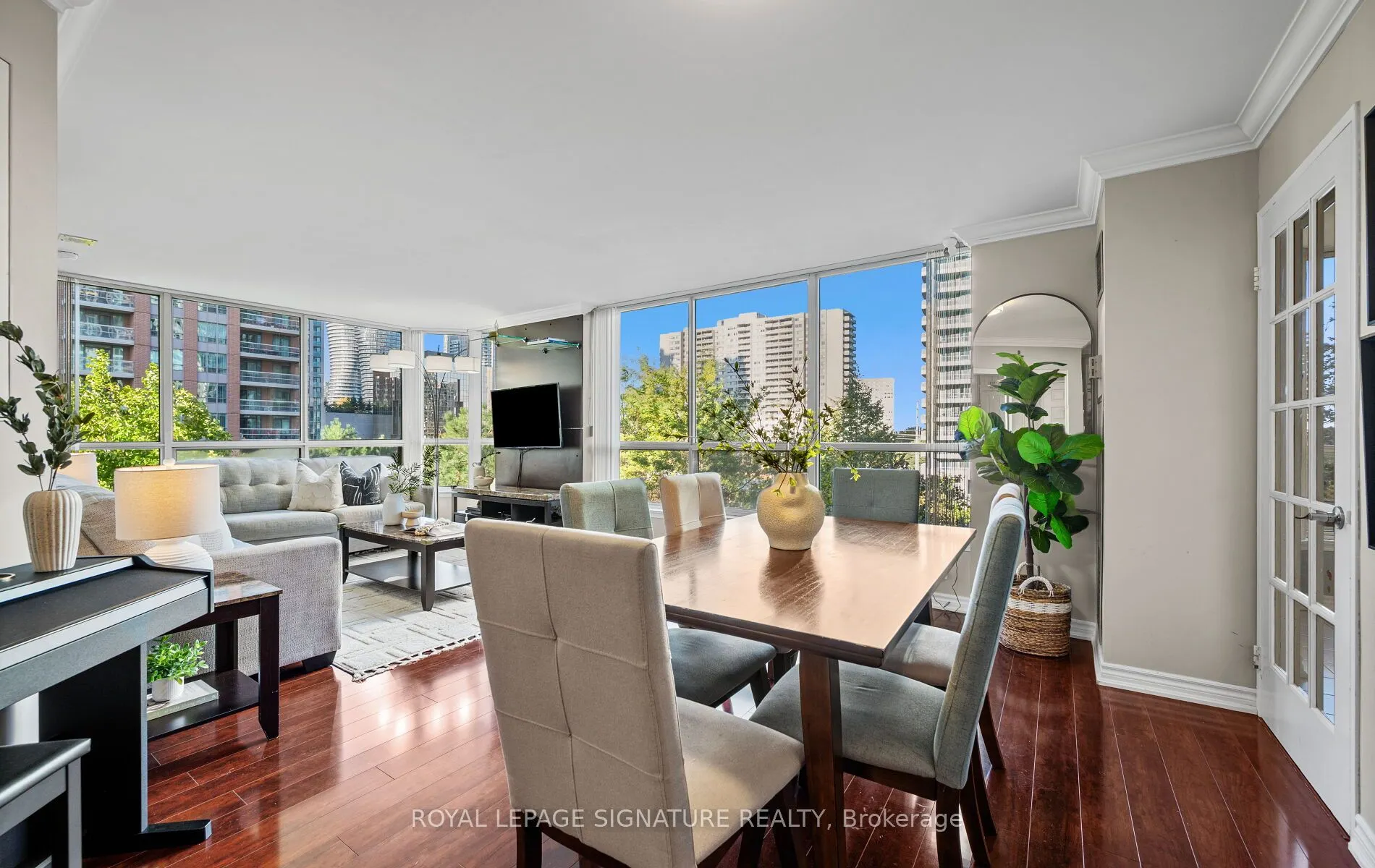 55 Elm Drive W, #405