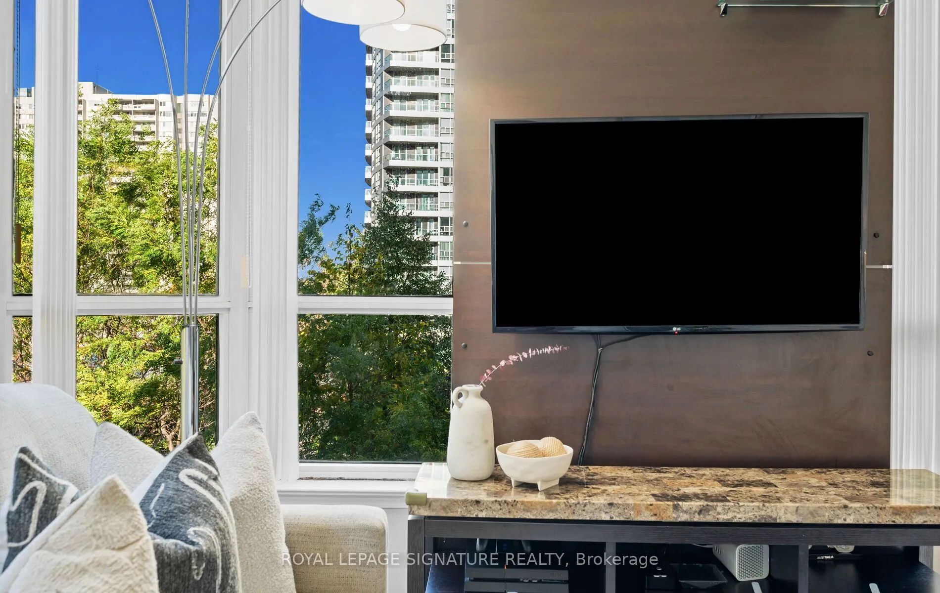 55 Elm Drive W, #405