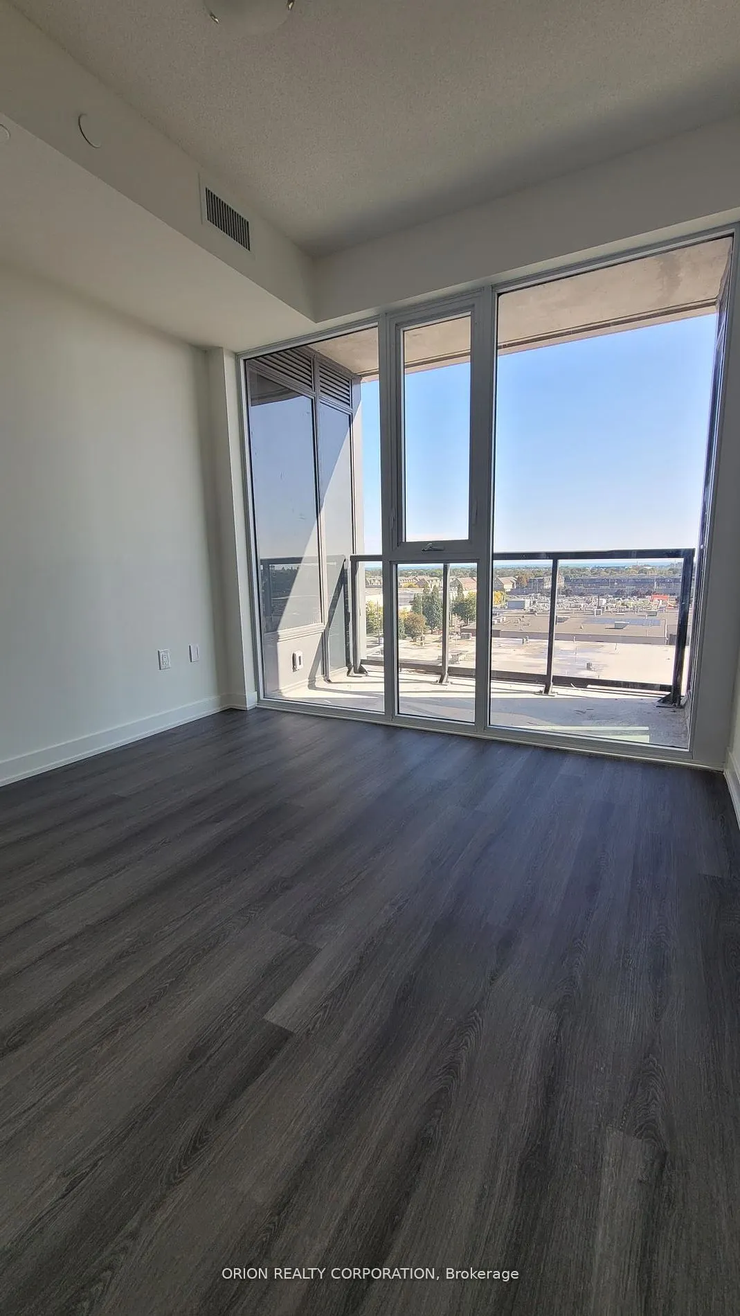 859 The Queensway, #613