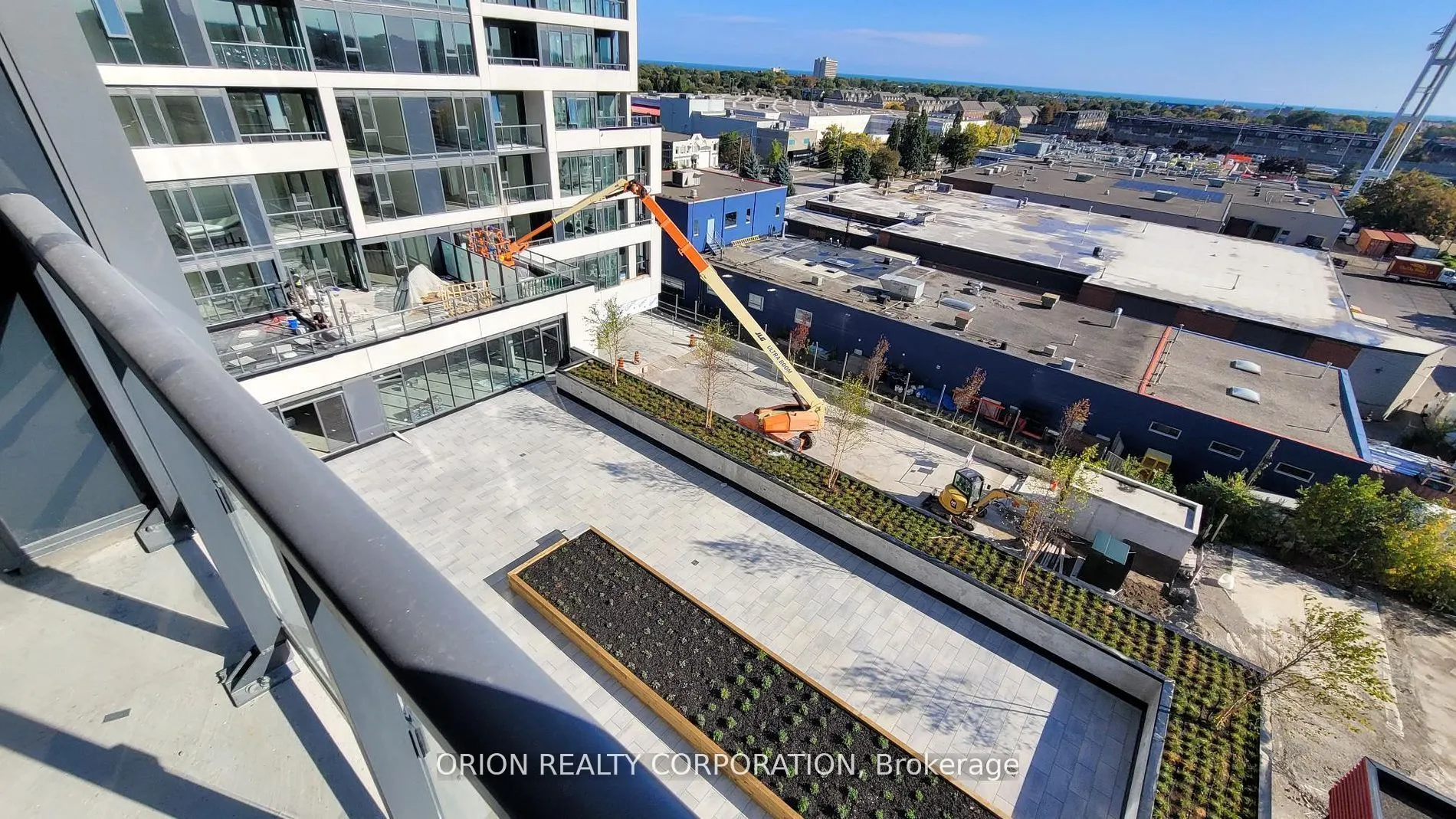 859 The Queensway, #613