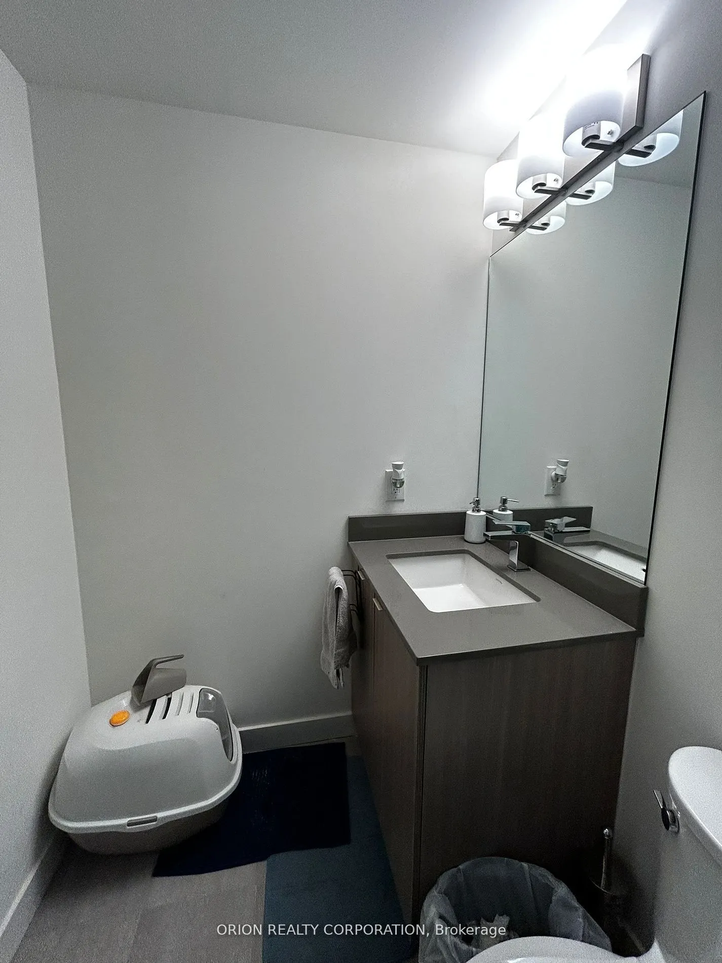 859 The Queensway, #613