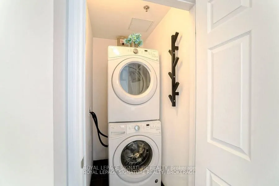 2490 Old Bronte Road, #307