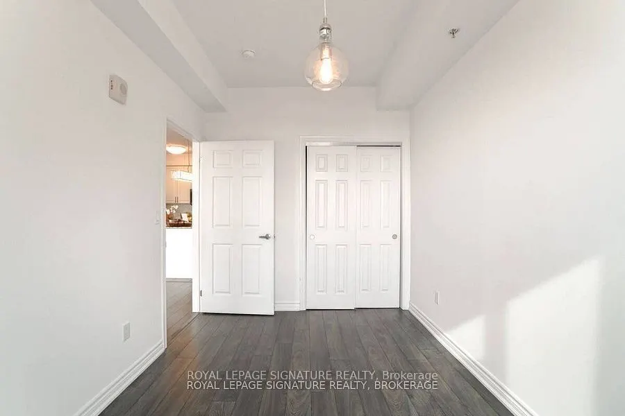 2490 Old Bronte Road, #307