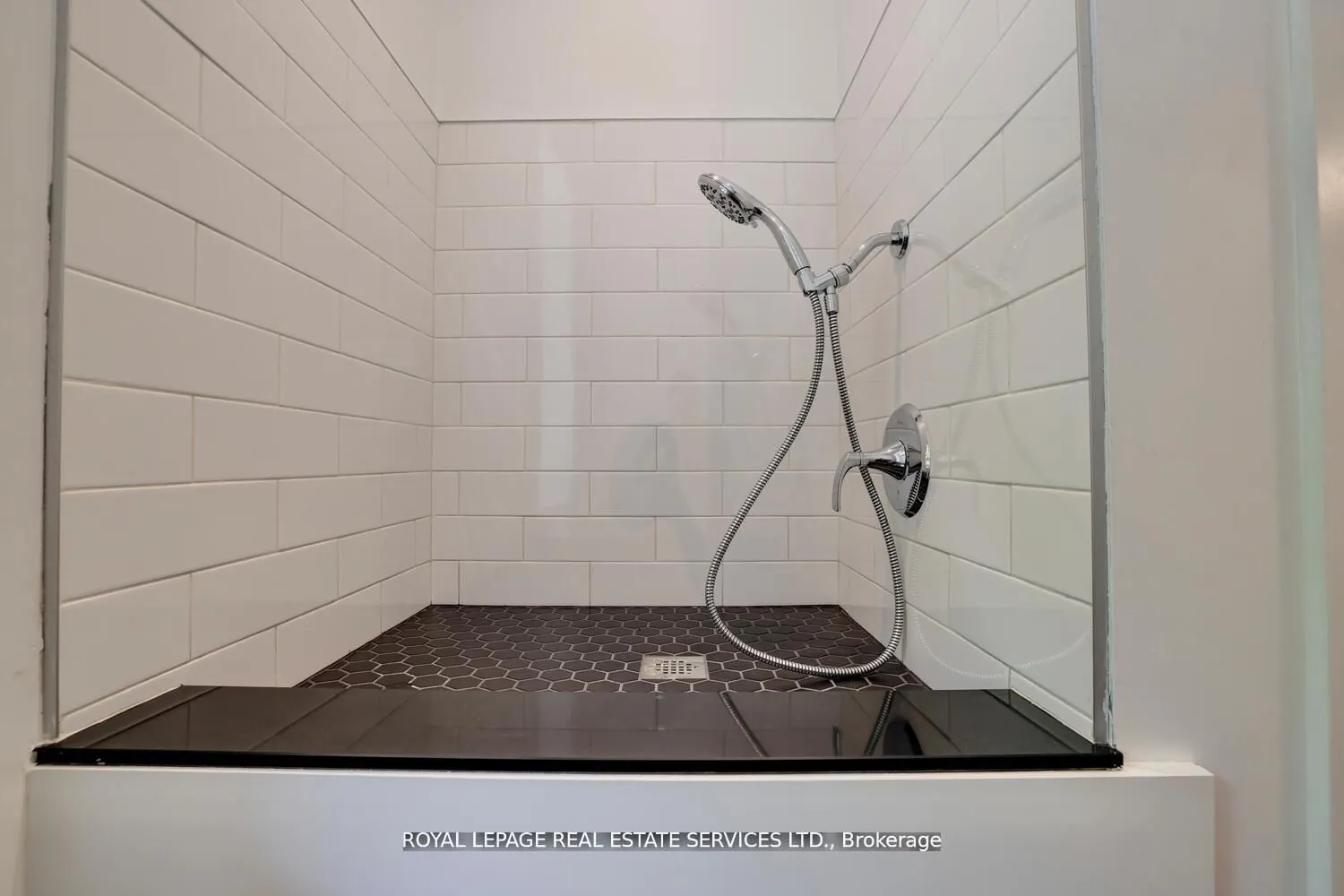 59 Riverview Heights