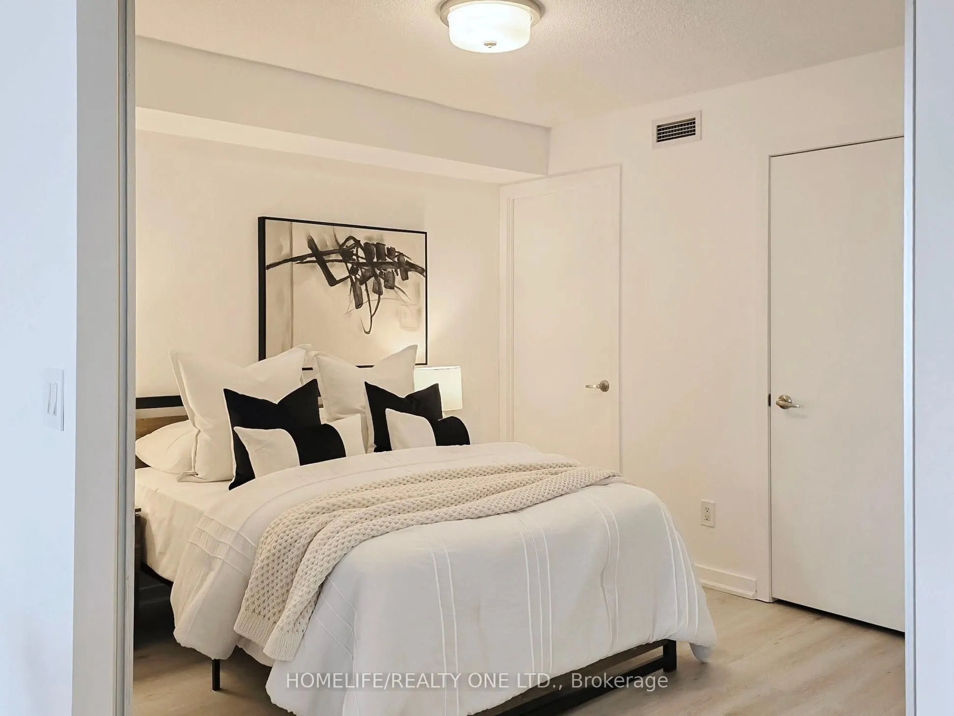 38 Joe Shuster Way, #2003