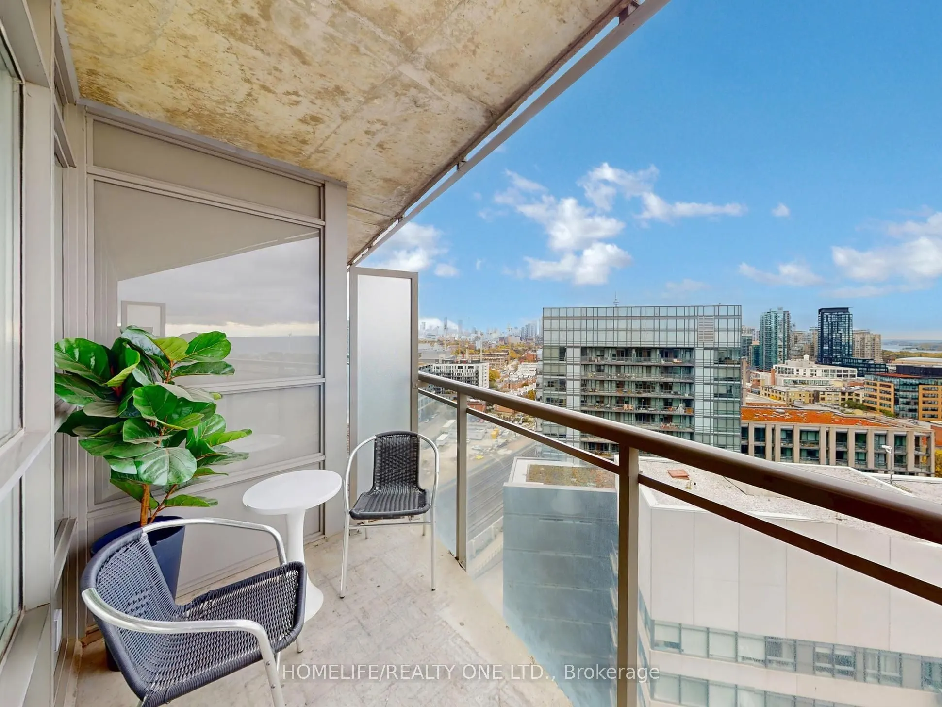 38 Joe Shuster Way, #2003