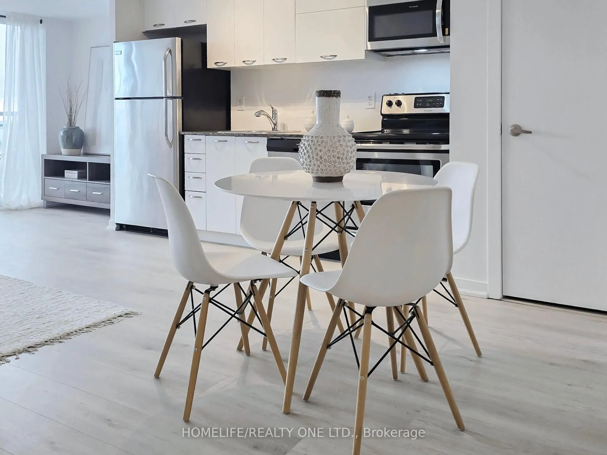 38 Joe Shuster Way, #2003