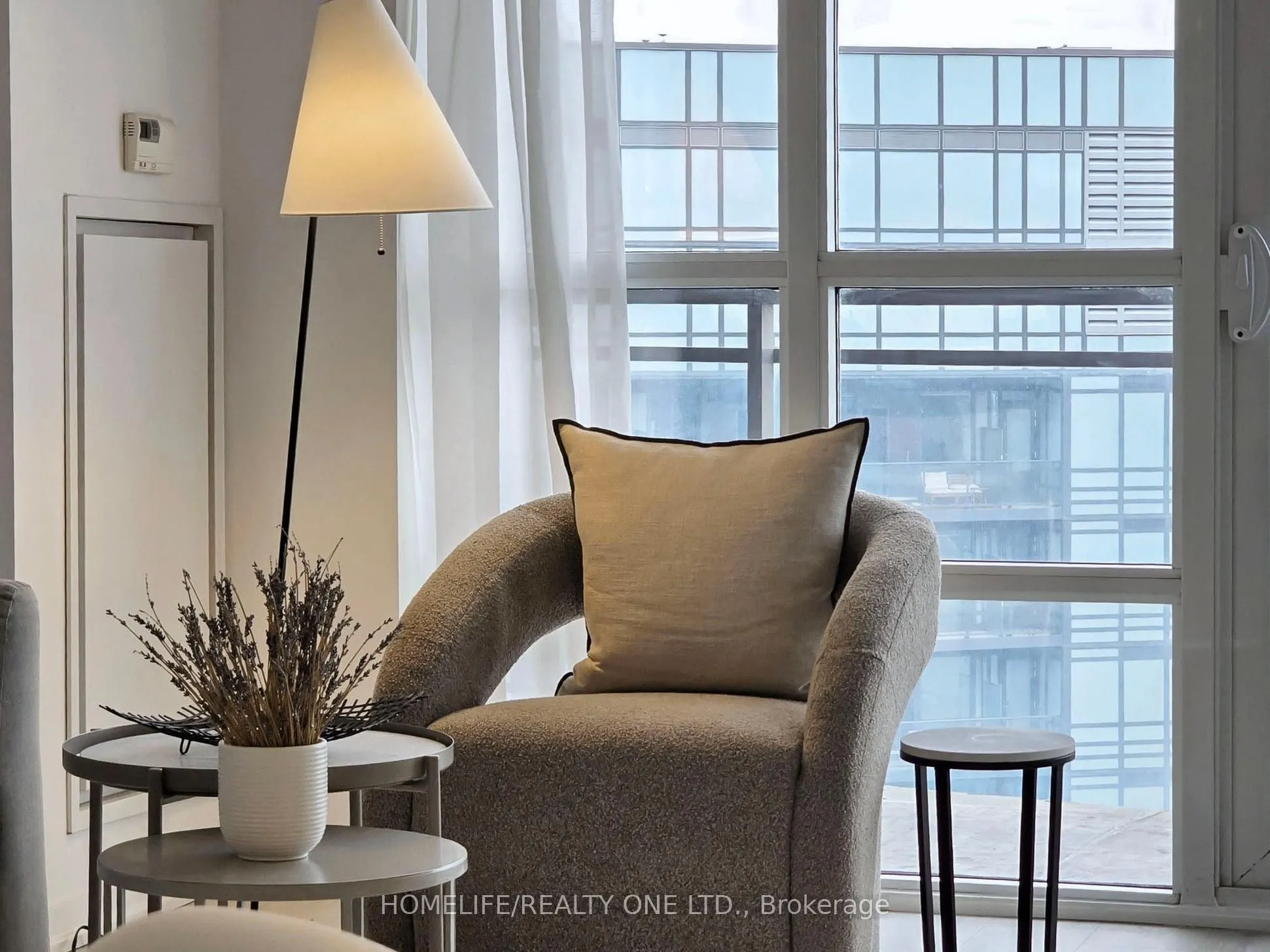 38 Joe Shuster Way, #2003