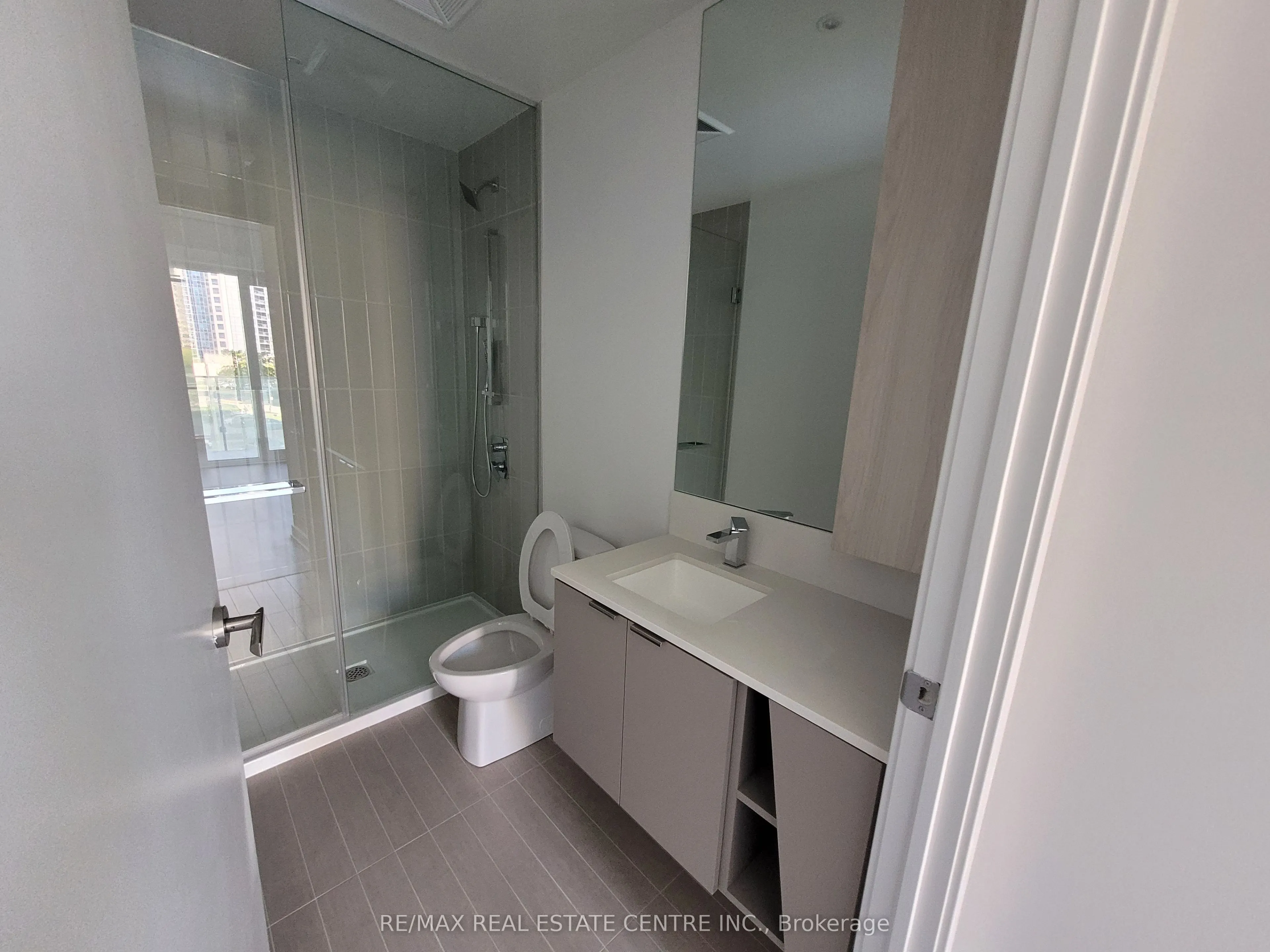 3883 Quartz Road, #302