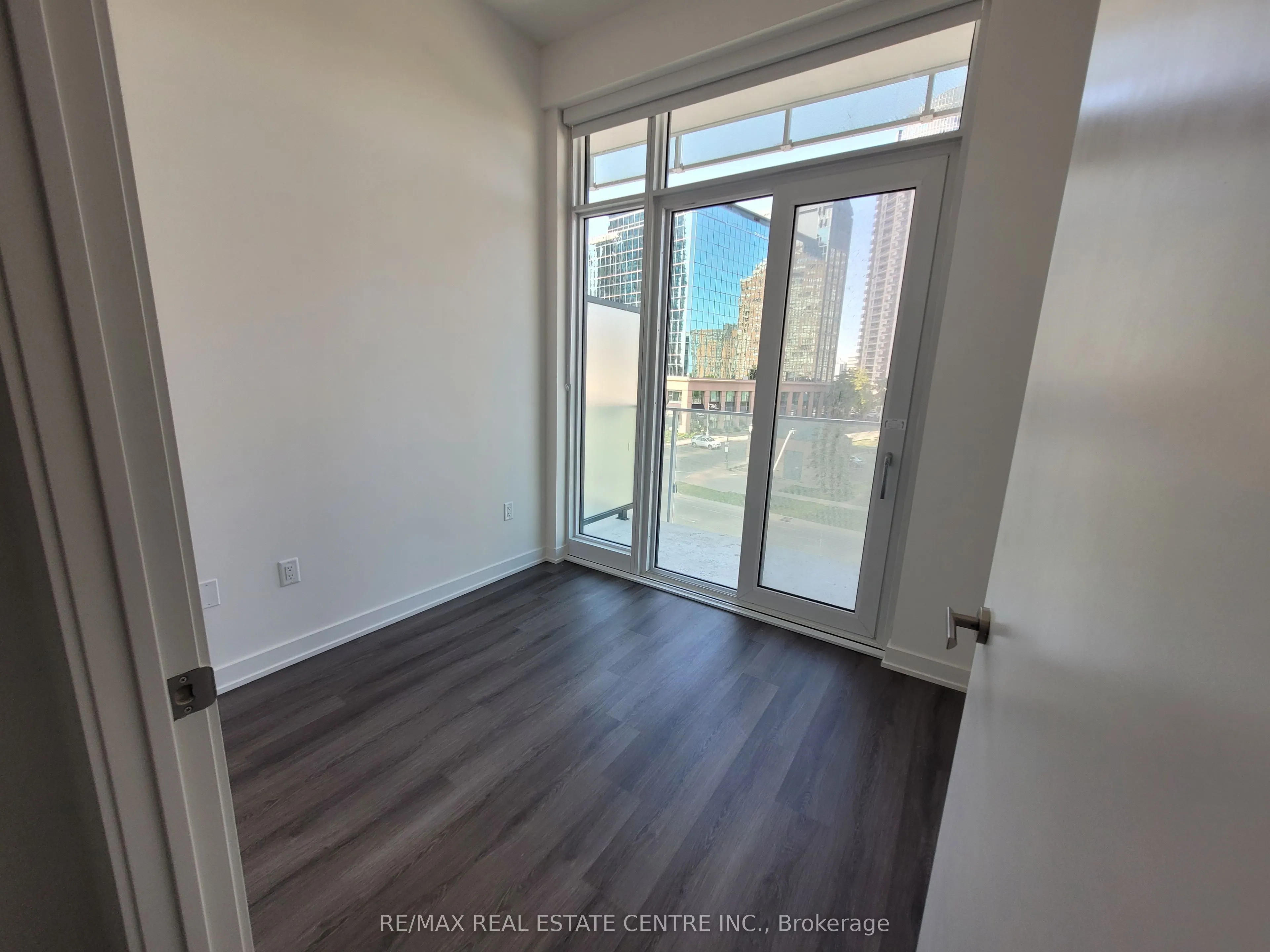 3883 Quartz Road, #302