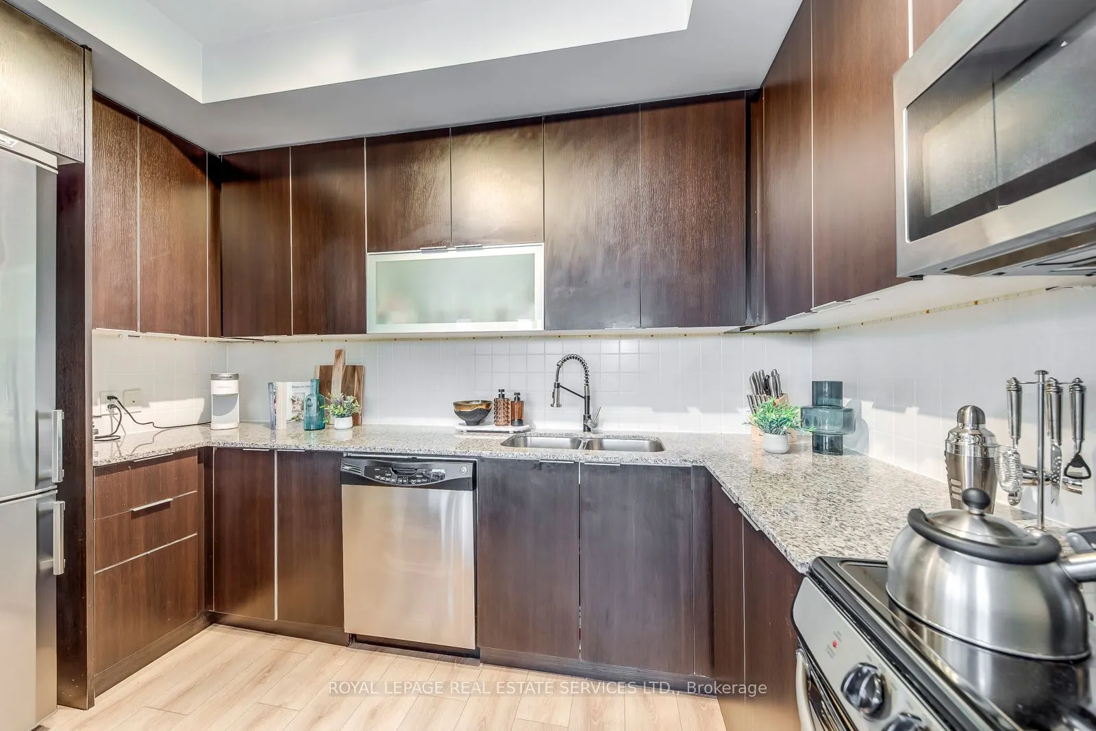 16 Brookers Lane, #203