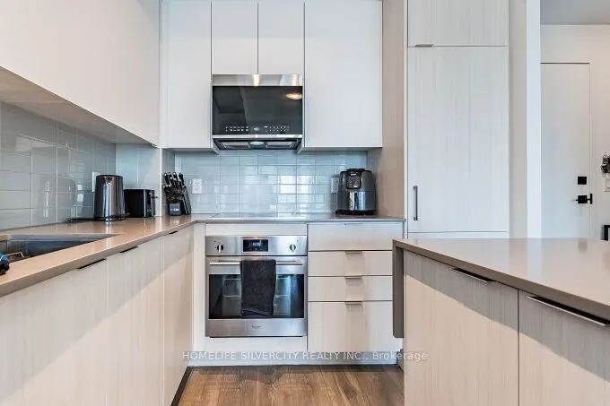 2481 Taunton Road, #709