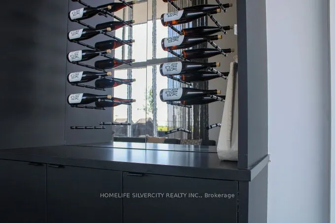 2481 Taunton Road, #709