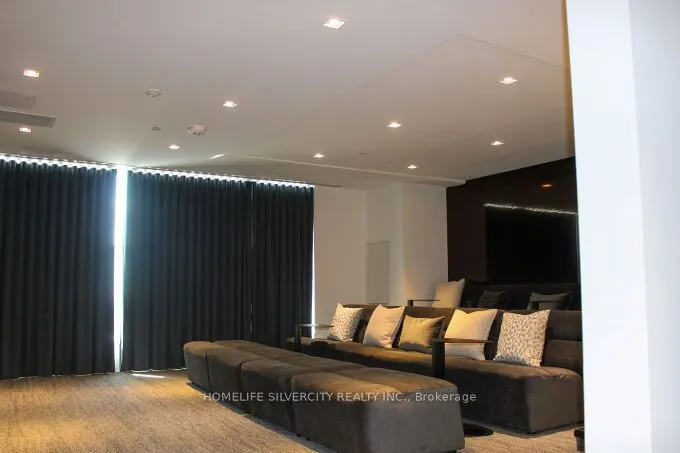 2481 Taunton Road, #709