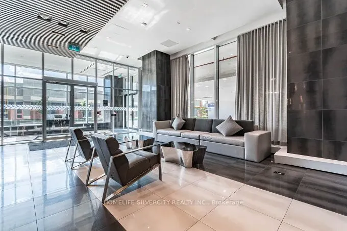 2481 Taunton Road, #709