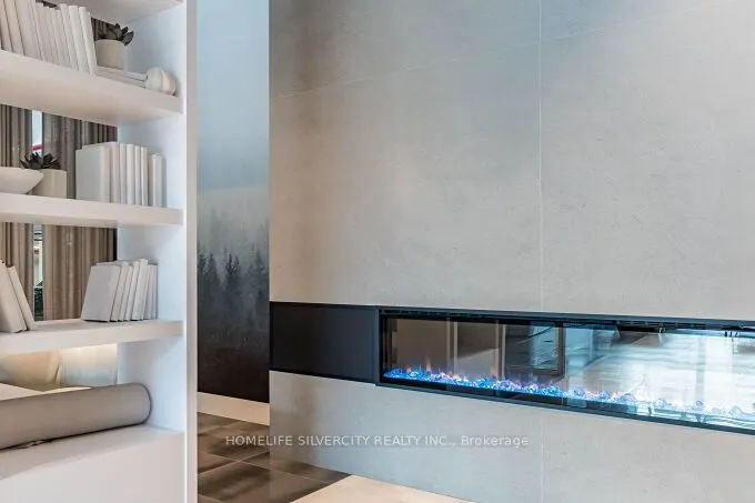 2481 Taunton Road, #709