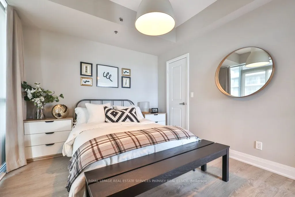 55 SPEERS Road, #1709