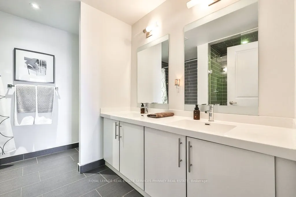 55 SPEERS Road, #1709