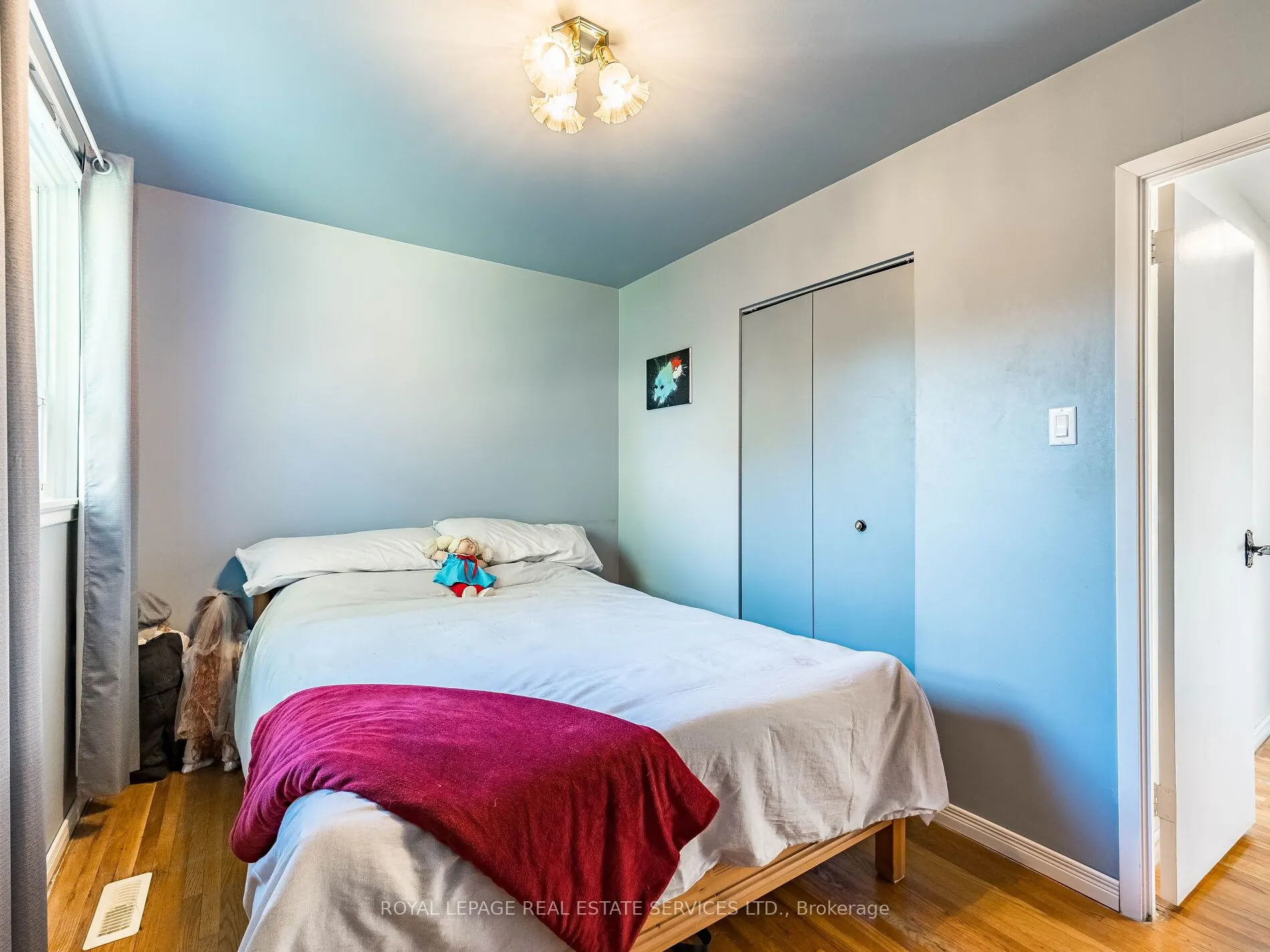 14 Finchley Crescent