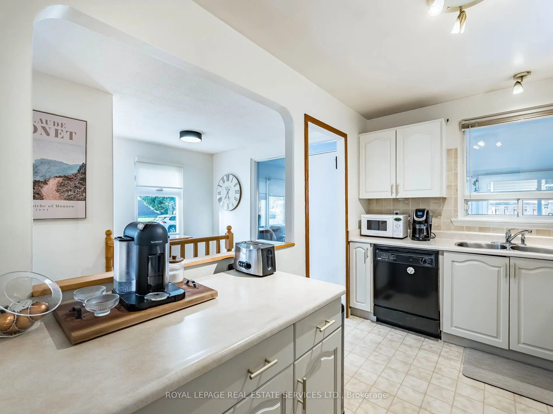 14 Finchley Crescent