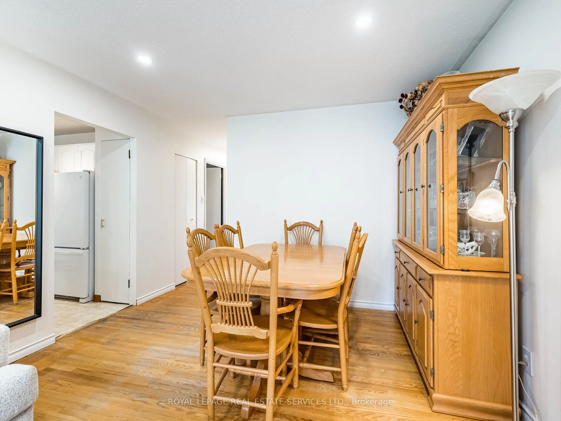 14 Finchley Crescent