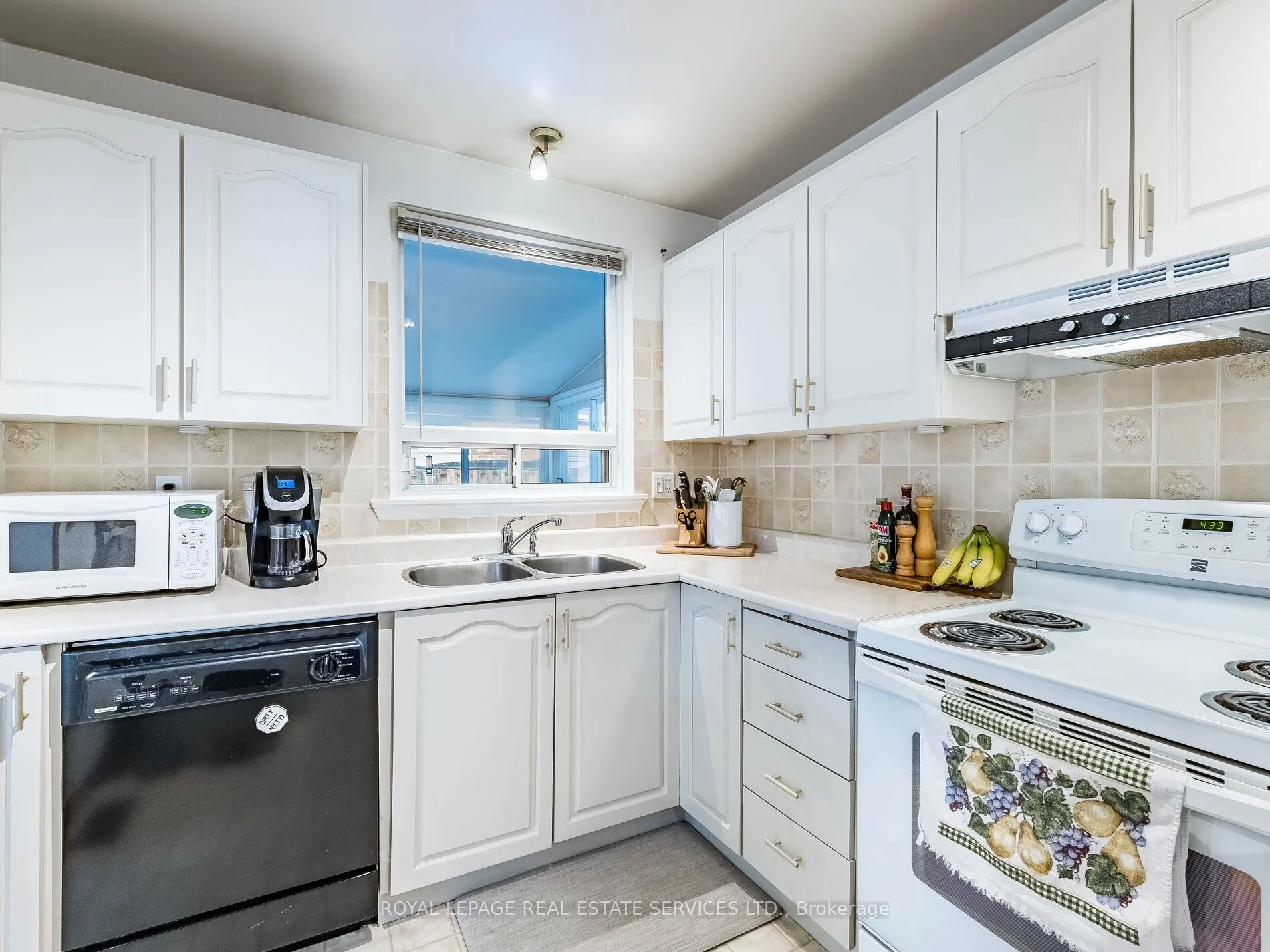 14 Finchley Crescent